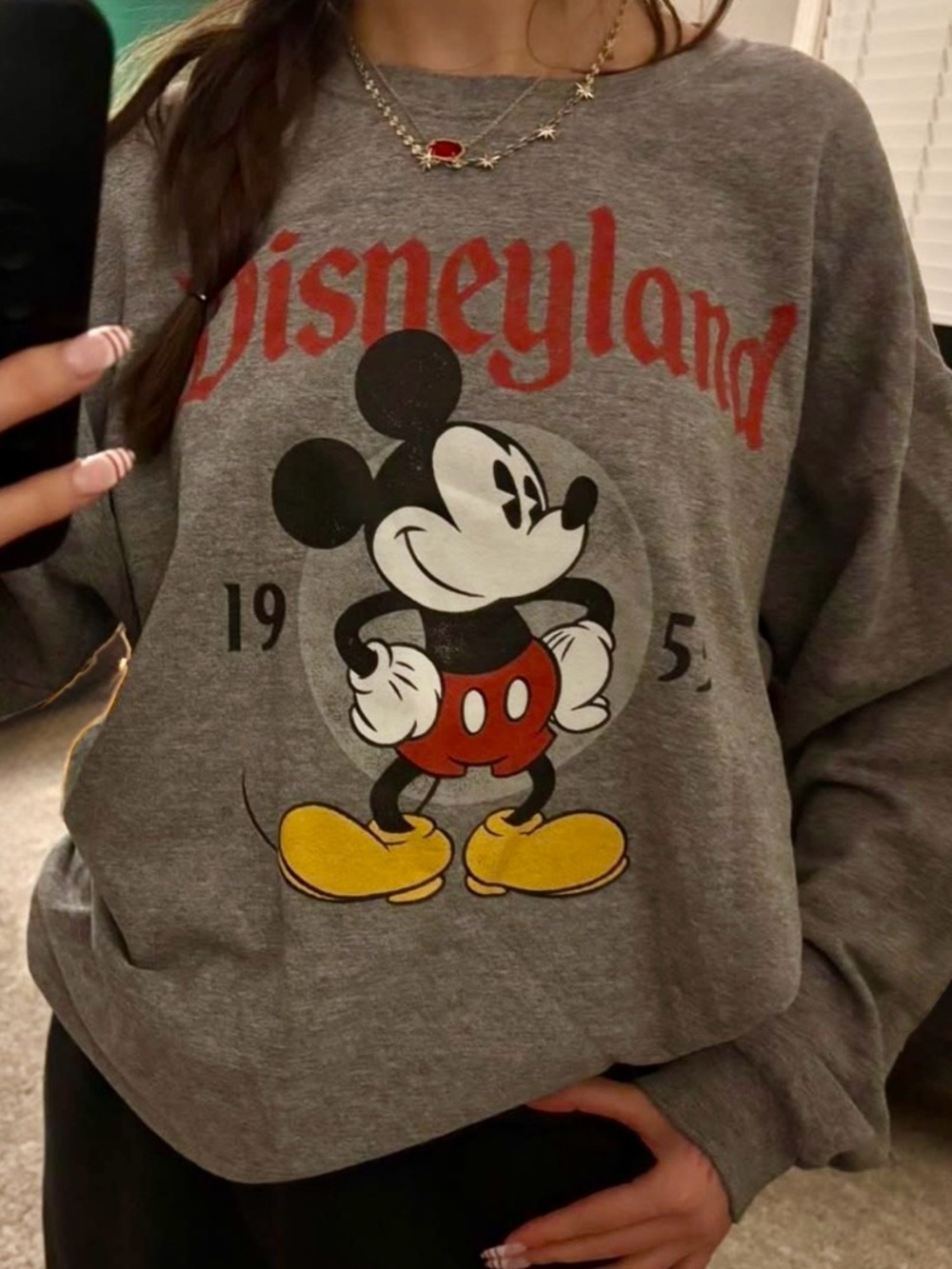 Disney Parks Disneyland Mickey Mouse Gray Crewneck Pullover Sweatshirt Medium